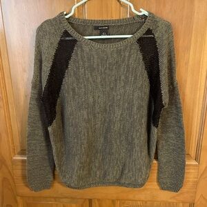 DKNY Jeans Olive Green with Black Details Sweater